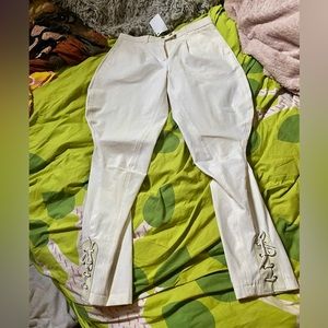 Pamela Henson white jodhpurs riding pants I40 Waist 28/29